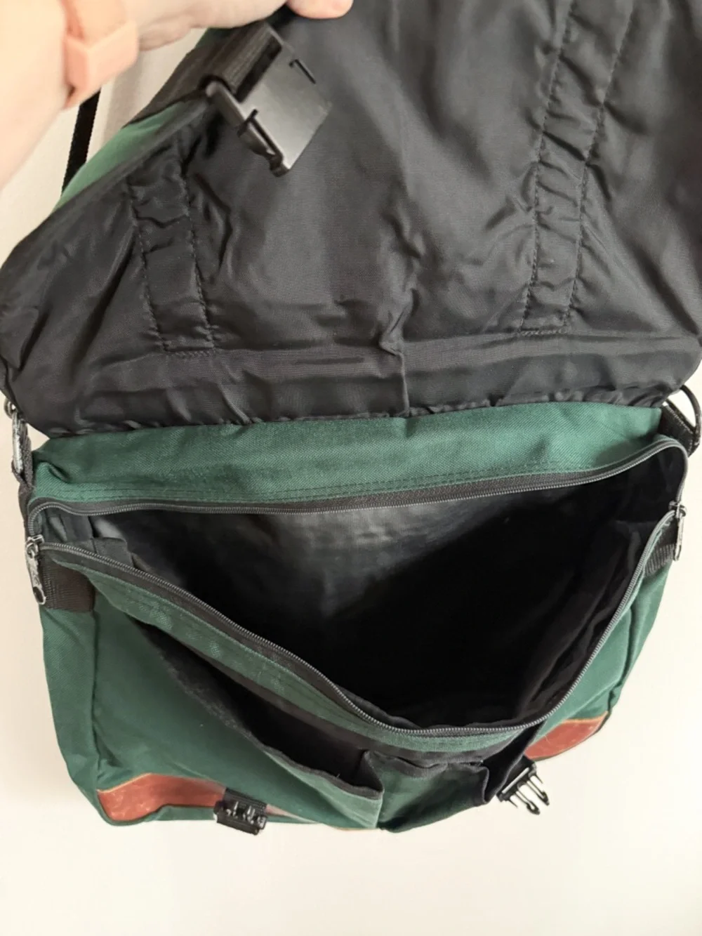 Vintage 90’s JanSport Laptop Messenger Bag, green nylon body with brown leather